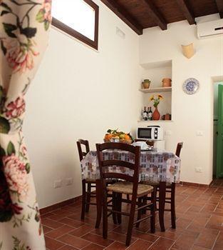 La Paranza Residence - Case Vacanze Trapani Extérieur photo